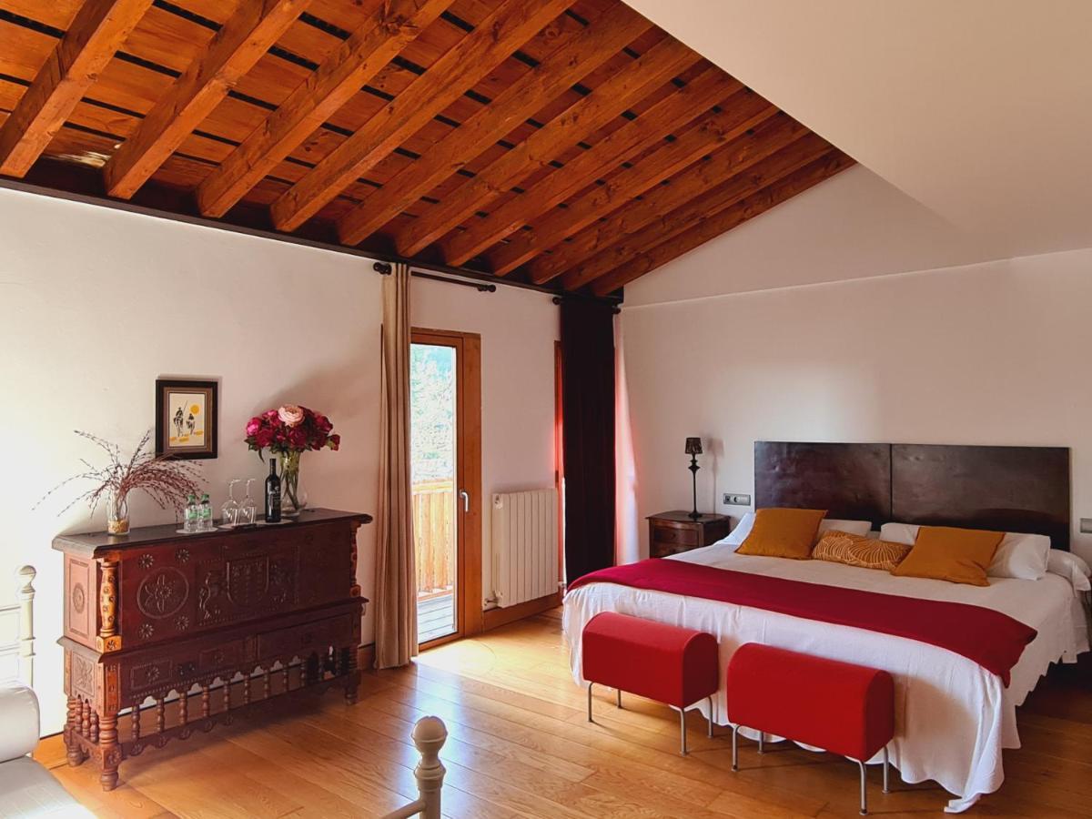 Posada Los Calderones Σαντιγιάνα ντελ Μαρ Εξωτερικό φωτογραφία