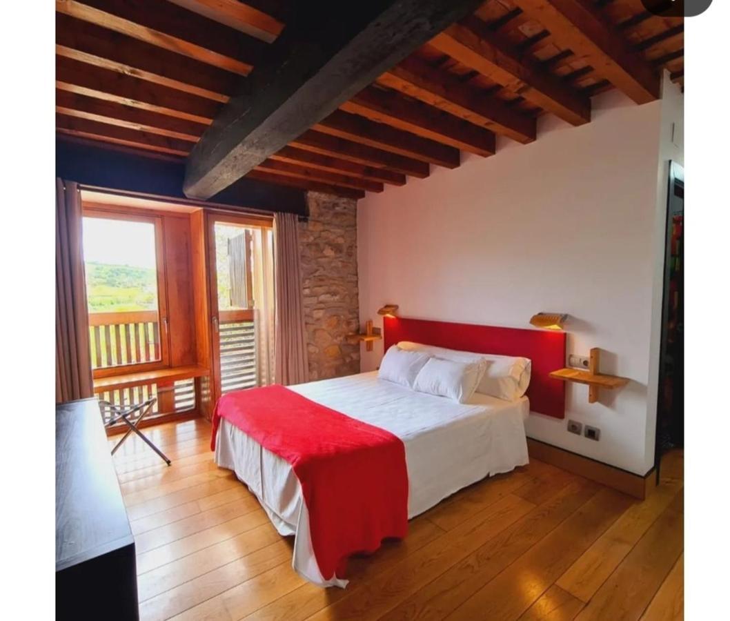 Posada Los Calderones Σαντιγιάνα ντελ Μαρ Εξωτερικό φωτογραφία