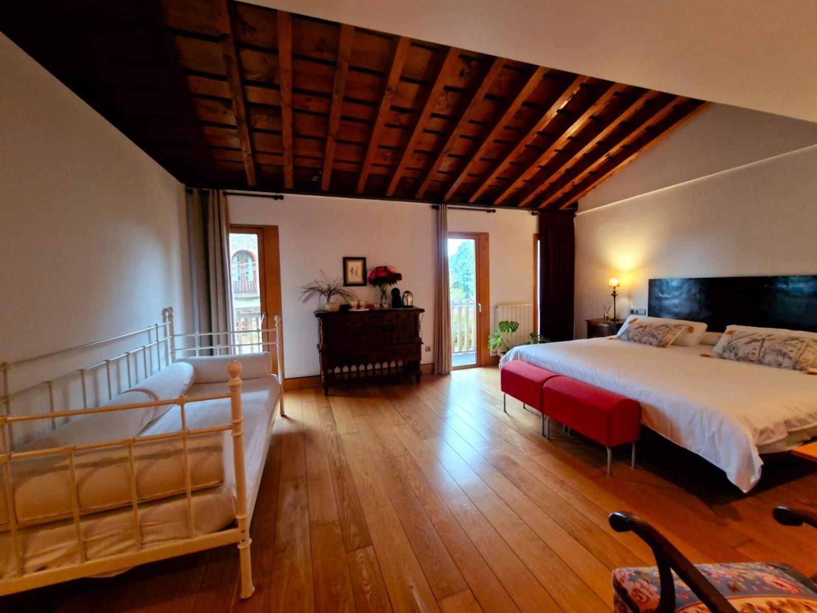Posada Los Calderones Σαντιγιάνα ντελ Μαρ Εξωτερικό φωτογραφία